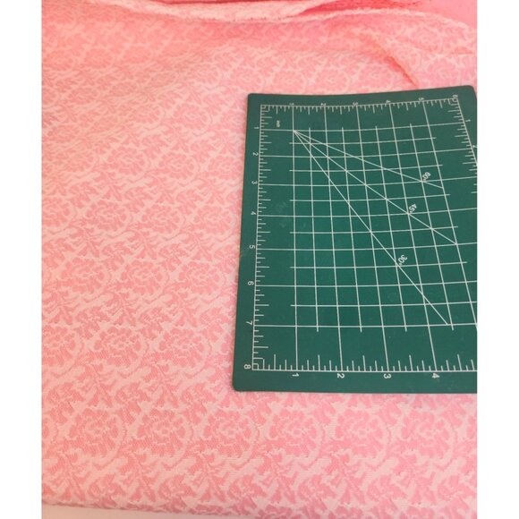 Vintage Pink Floral Pattern Polyester Fabric 2.5 Yards x 60 Inches Sewing Materi - Picture 2 of 6